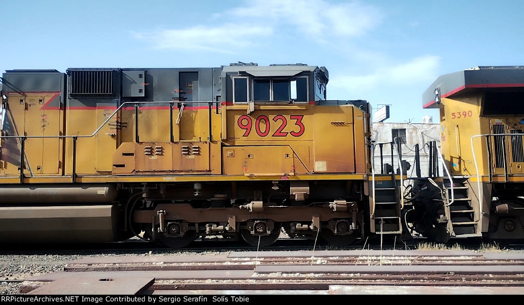 UP 9023